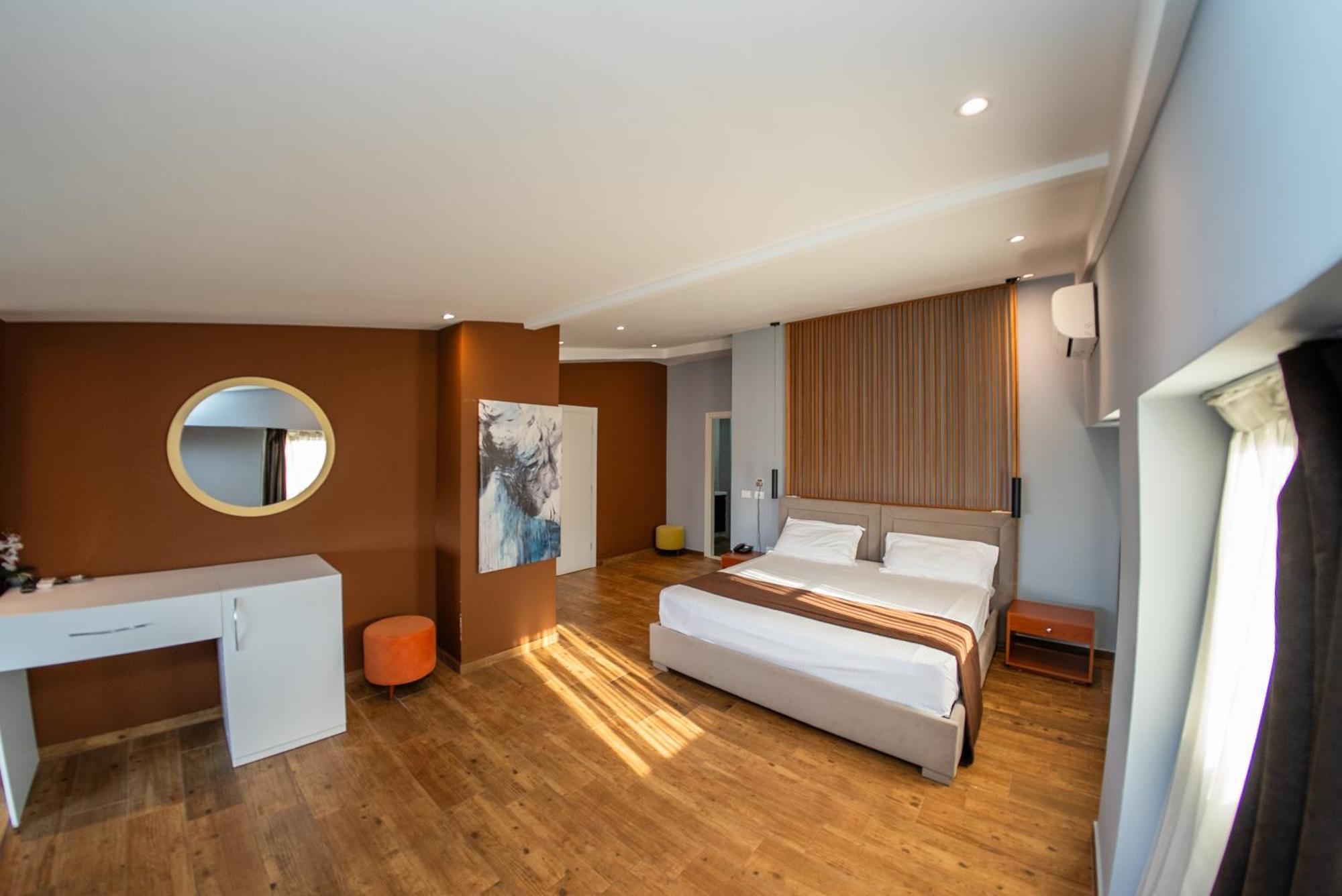 Olivar Hotel Tirana Selitë e Vogël 外观 照片