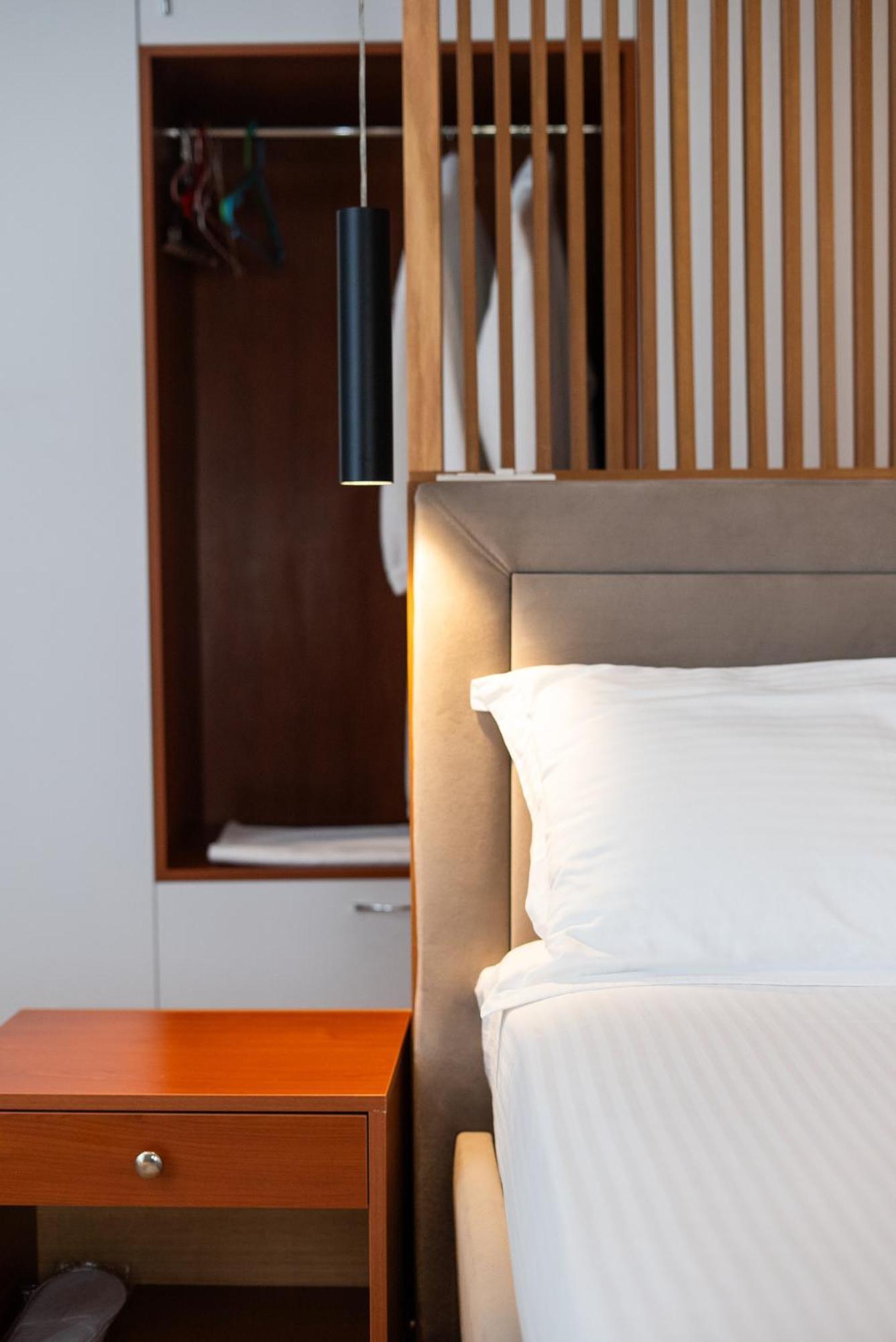 Olivar Hotel Tirana Selitë e Vogël 外观 照片