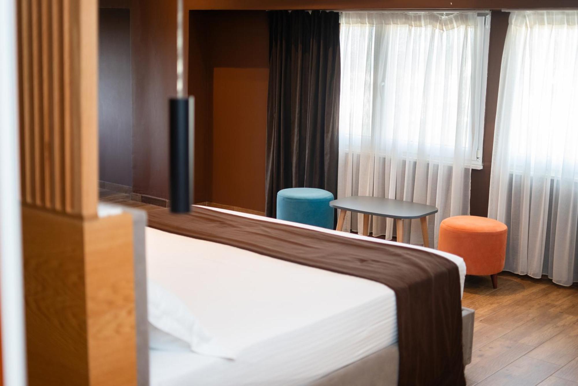 Olivar Hotel Tirana Selitë e Vogël 外观 照片